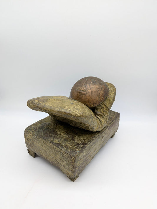 Maja van Hall - Brons met goud gele patina - Slapende zon 1/6 (1998)