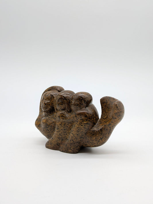 A.L. Gesigneerd - 3 figuren op een vis - Holland Heritage Gallery