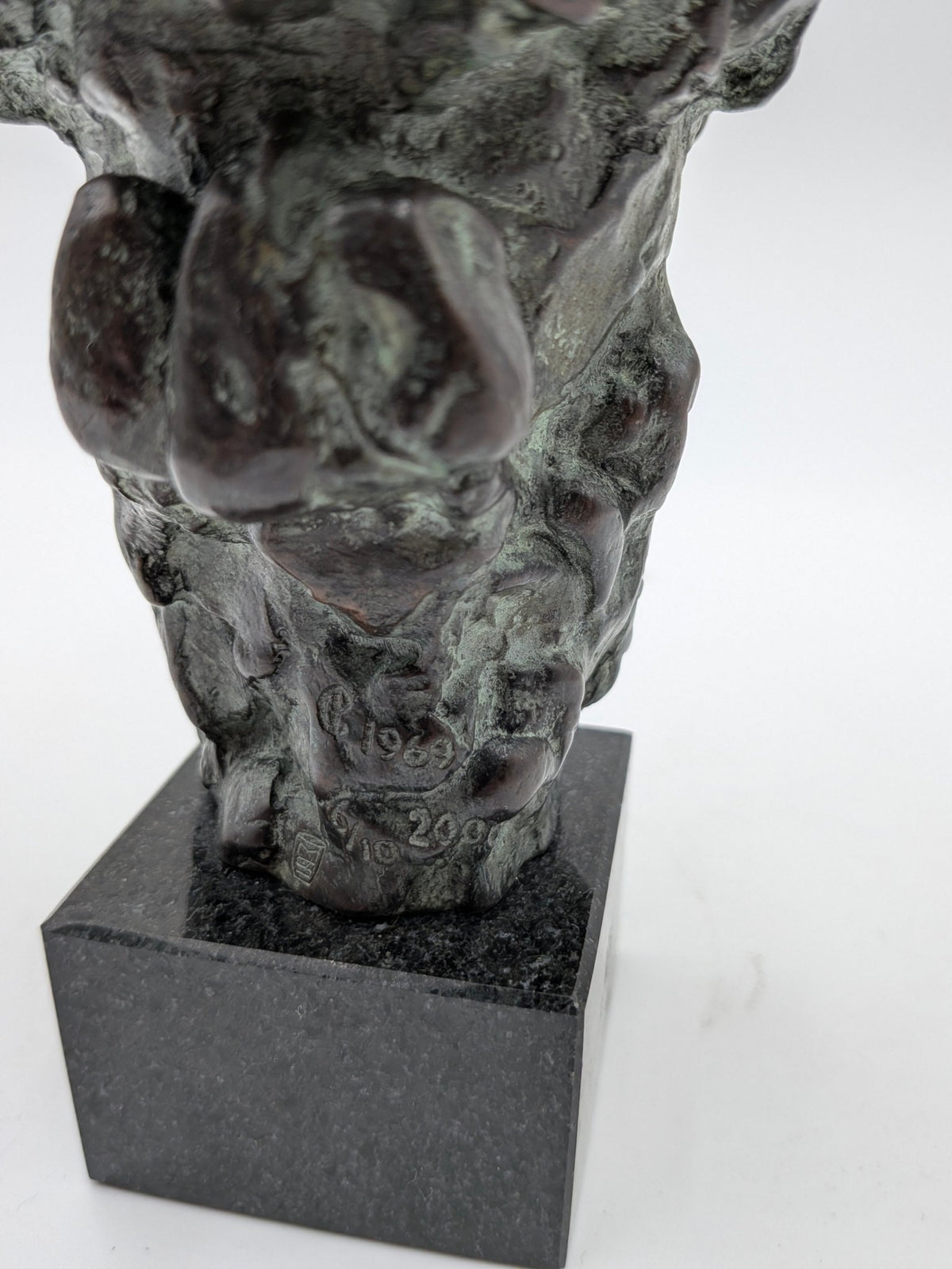 Charlotte van Pallandt - Brons portret Fred Carasso