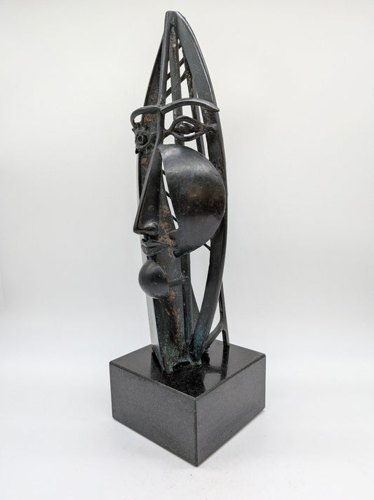 Fons Bemelmans - Abstract gezicht op sokkel - Holland Heritage Gallery