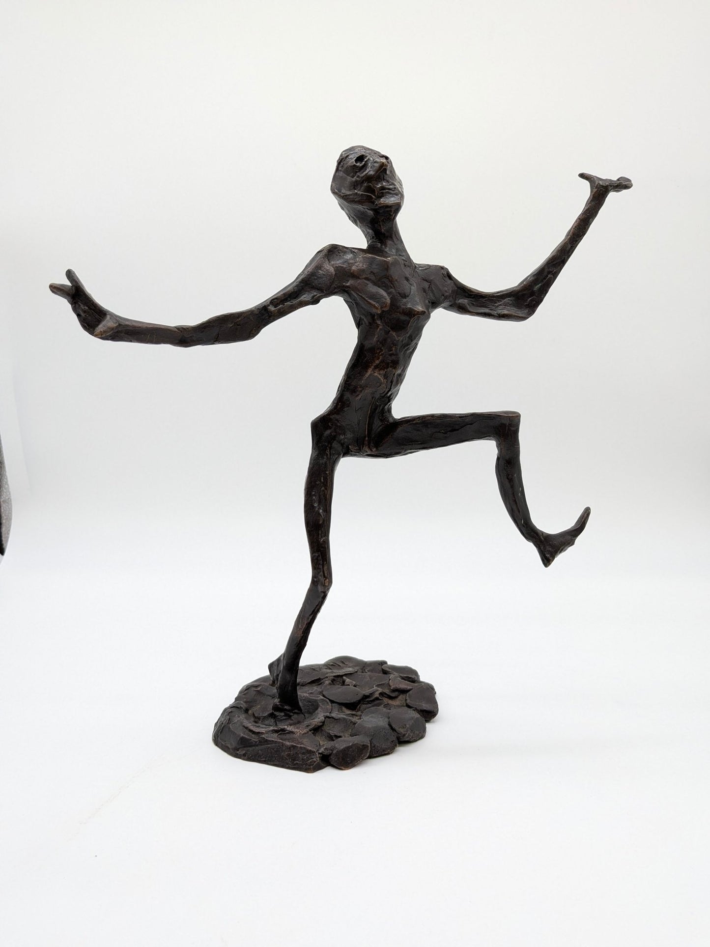 Ina van Faassen - Man op 1 been (1996) - Holland Heritage Gallery