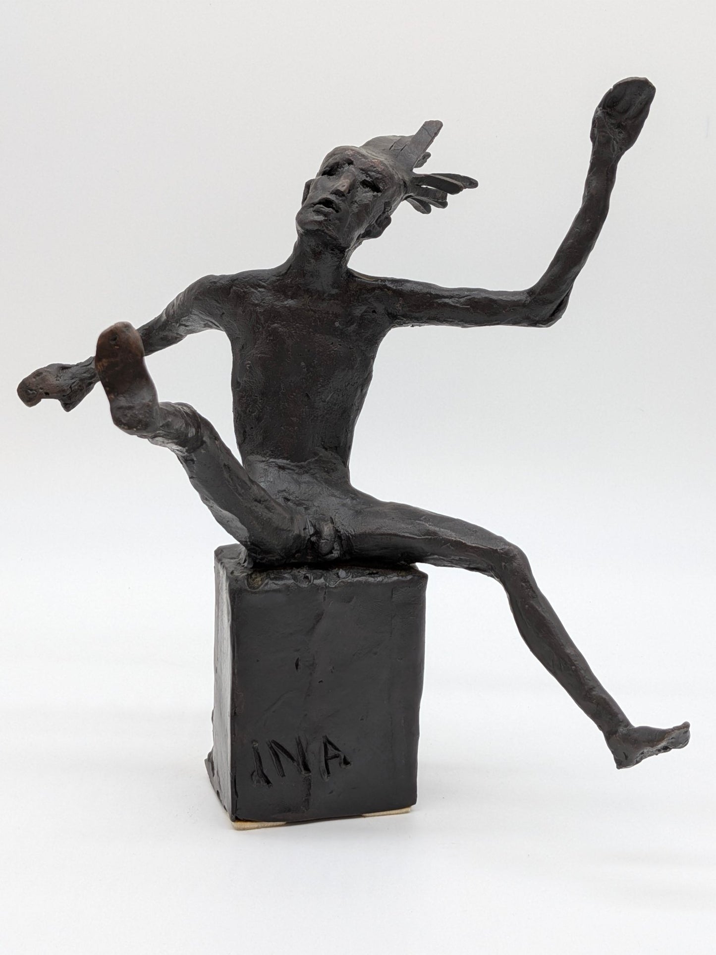 Ina van Faassen - Zittende man - Holland Heritage Gallery