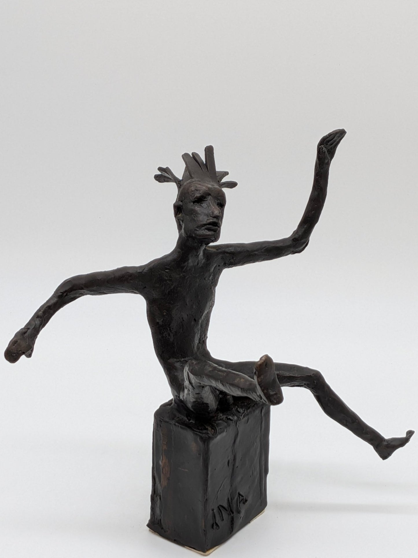 Ina van Faassen - Zittende man - Holland Heritage Gallery