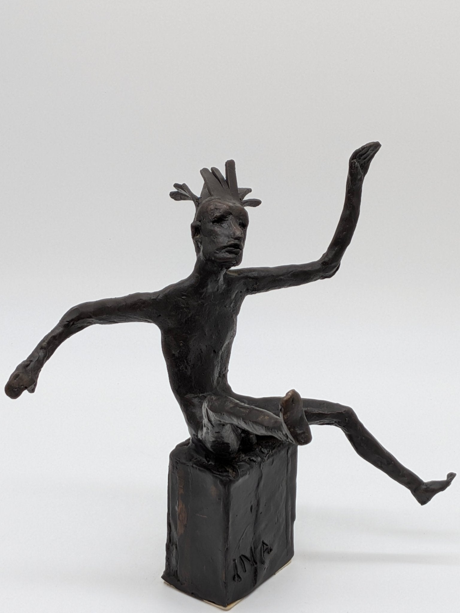 Ina van Faassen - Zittende man - Holland Heritage Gallery