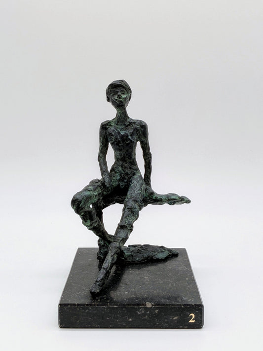 John Verhagen - Zittend op een bankje - Holland Heritage Gallery