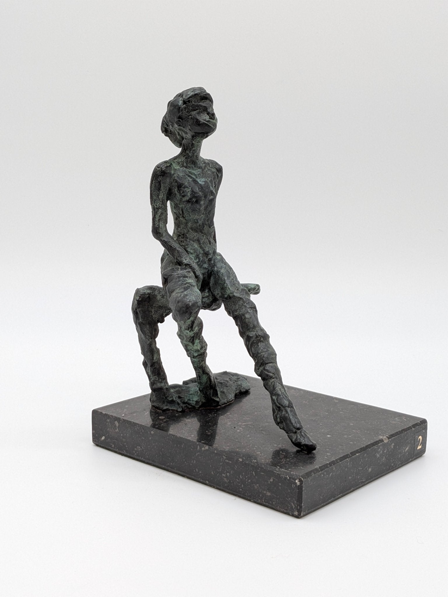 John Verhagen - Zittend op een bankje - Holland Heritage Gallery