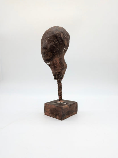 Maja van Hall - Brons beeld - Fading away (1997) 5/6
