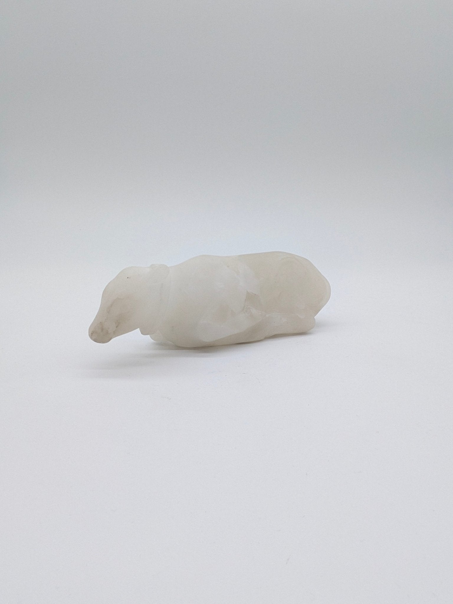 Mila van Beek - Albast liggende koe (1992) - Holland Heritage Gallery