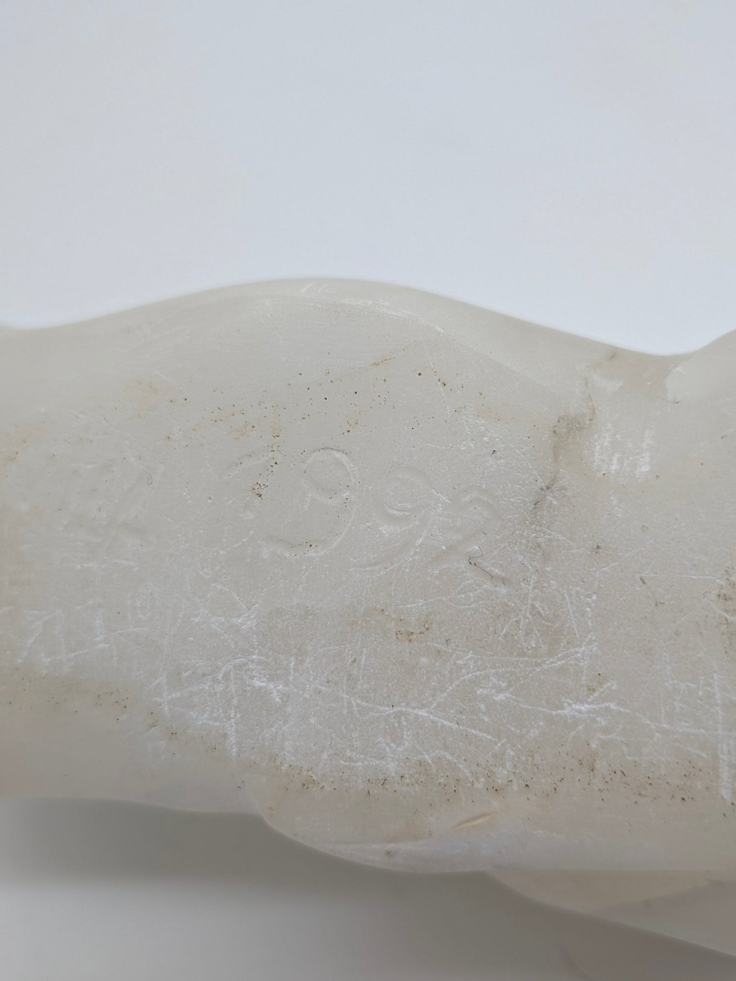 Mila van Beek - Albast liggende koe (1992) - Holland Heritage Gallery