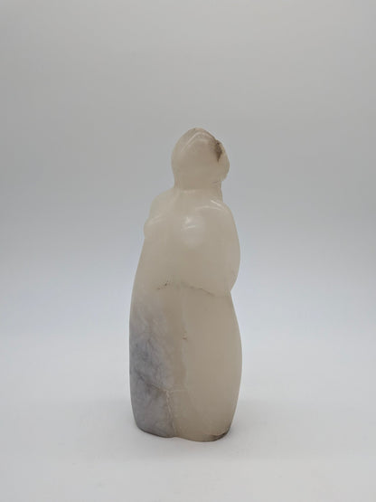 Mila van Beek - Albast staande vrouw (1999) - Holland Heritage Gallery