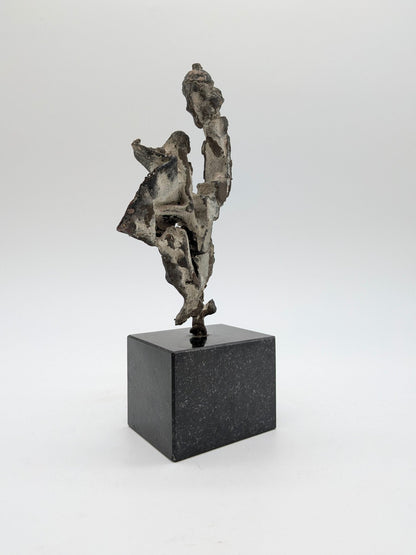 Onbekend - Abstract figuur wit gepatineerd op sokkel - Holland Heritage Gallery