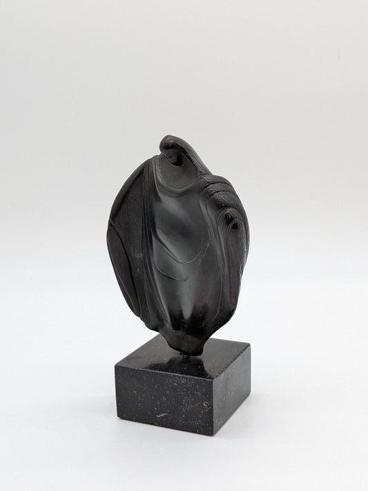 Onbekend - Figuur in gewaad op sokkel - Holland Heritage Gallery