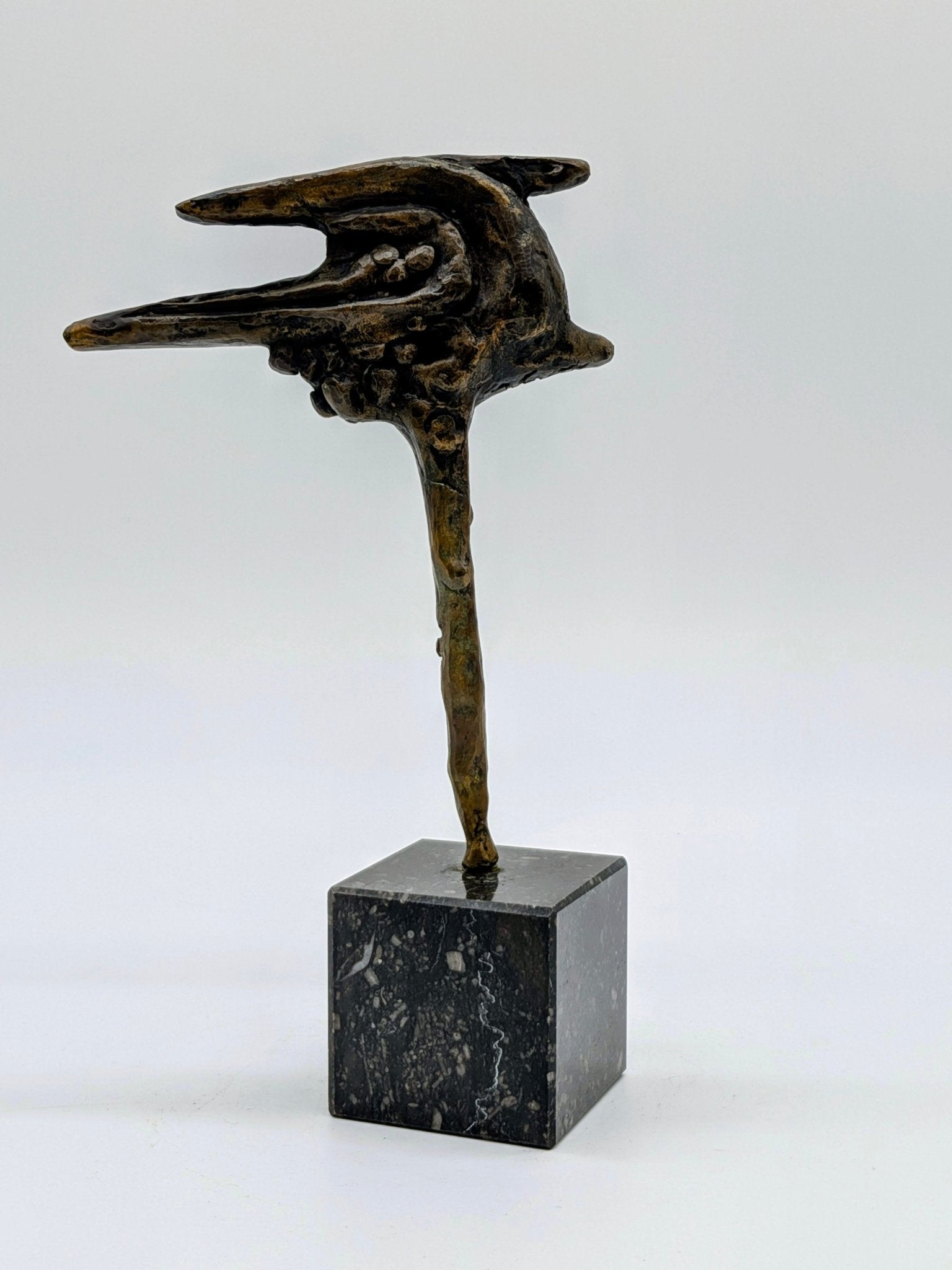 Onbekend signatuur - vogelachtige kop - Holland Heritage Gallery