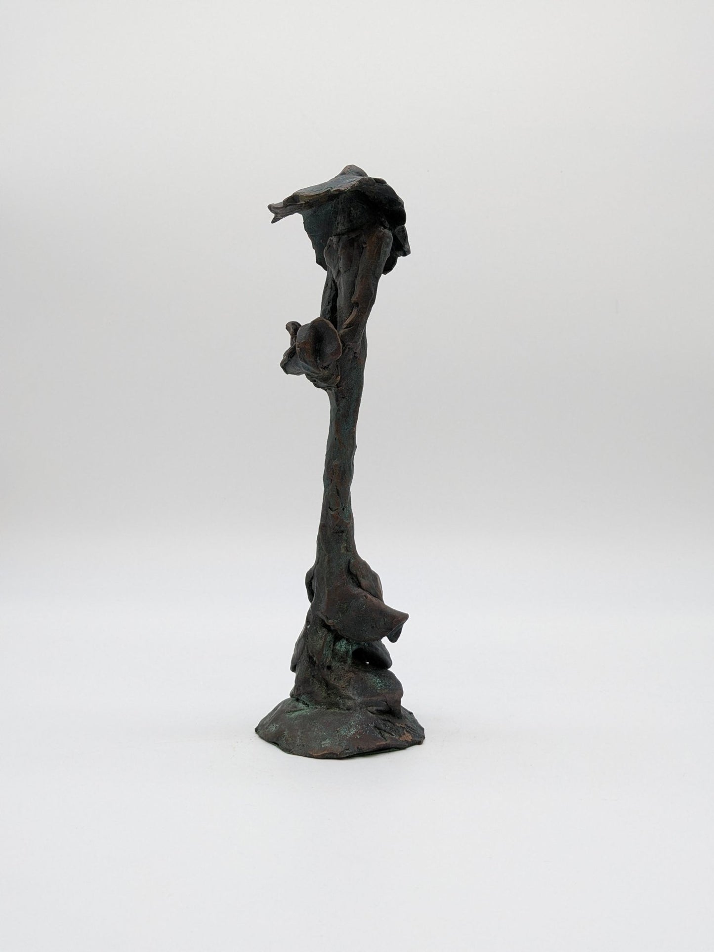 Onbekend signatuur - Abstract beeld figuur met hoed