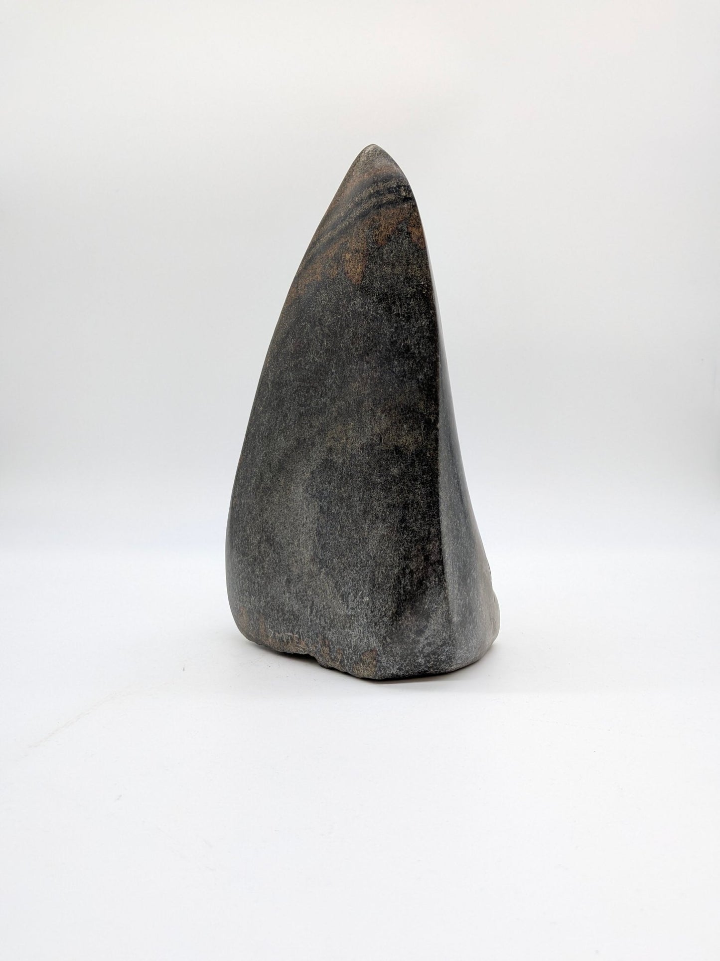 R.Mteki - Stenen beeld abstract gezocht - Holland Heritage Gallery