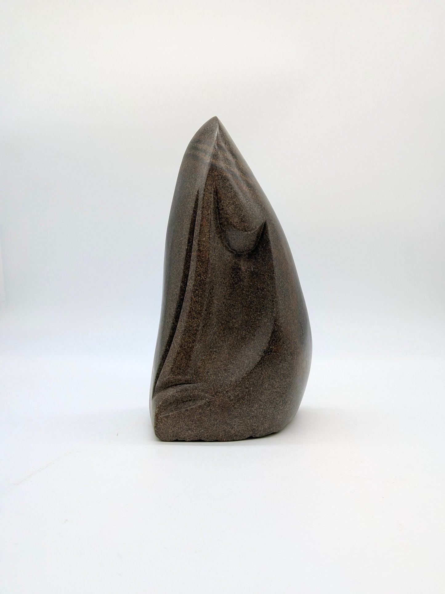 R.Mteki - Stenen beeld abstract gezocht - Holland Heritage Gallery