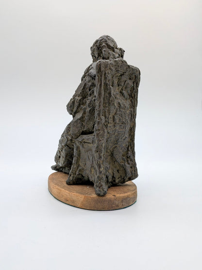 Ruth Brouwer - Oude vrouw zittend in stoel - Holland Heritage Gallery