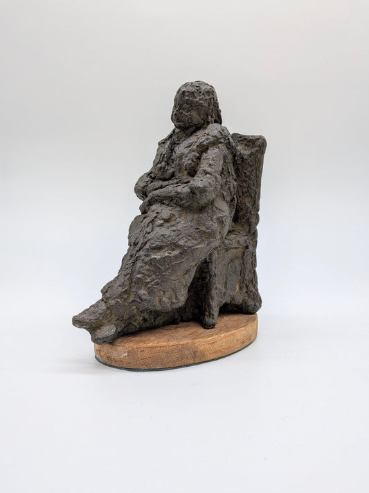 Ruth Brouwer - Oude vrouw zittend in stoel - Holland Heritage Gallery